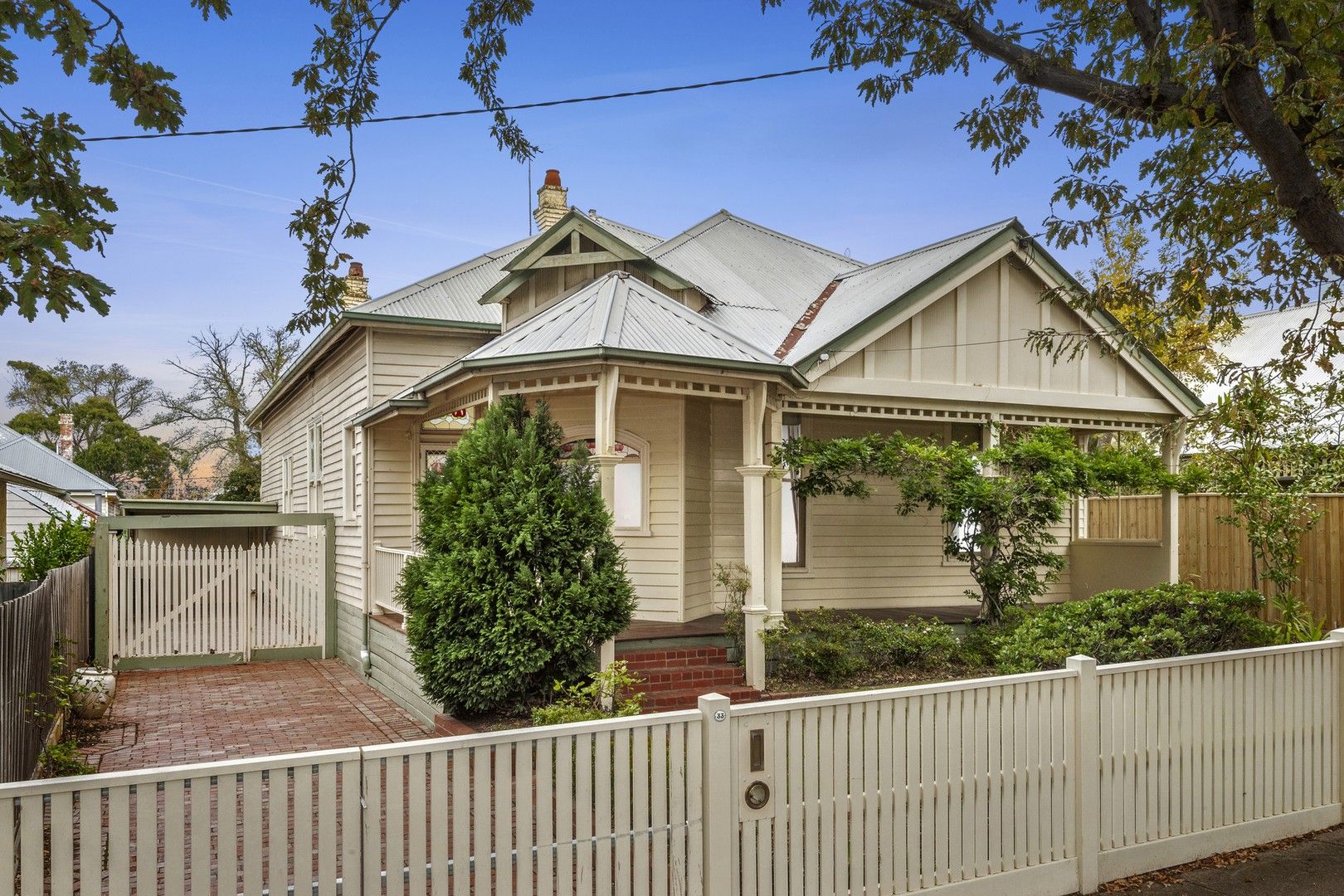 33 Laurel Bank Parade, Newtown VIC 3220, Image 0