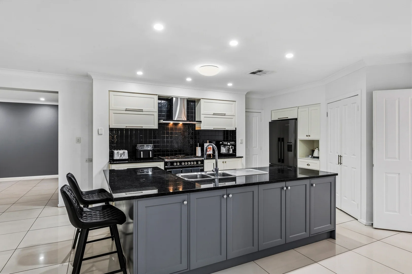 Additional image 6 of 4 Salrak Avenue, Marion SA 5043