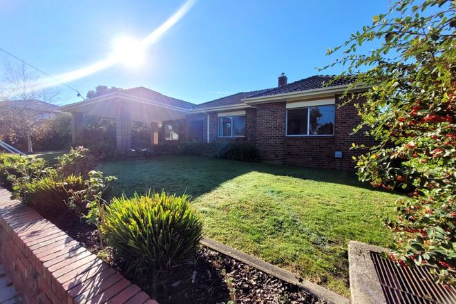 Picture of 1/253 Blackburn Road, BLACKBURN SOUTH VIC 3130