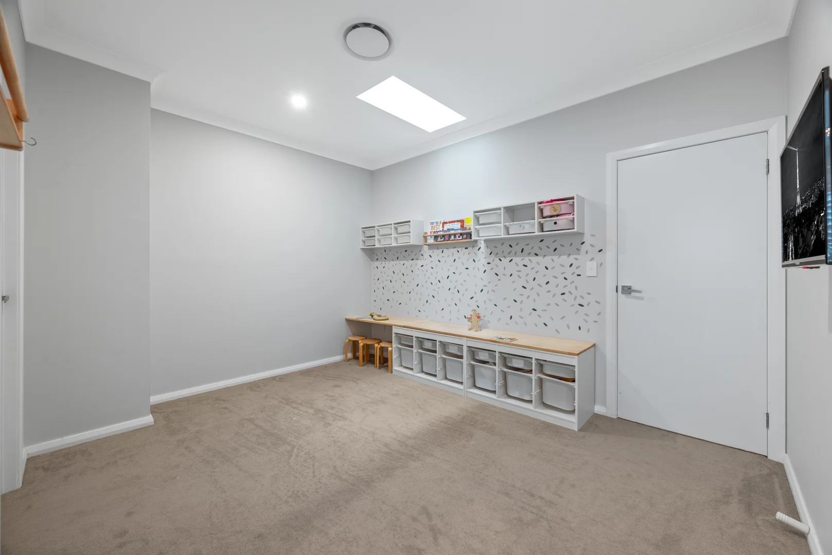 Additional image 20 of 16 Tyrrell Place, The Oaks NSW 2570