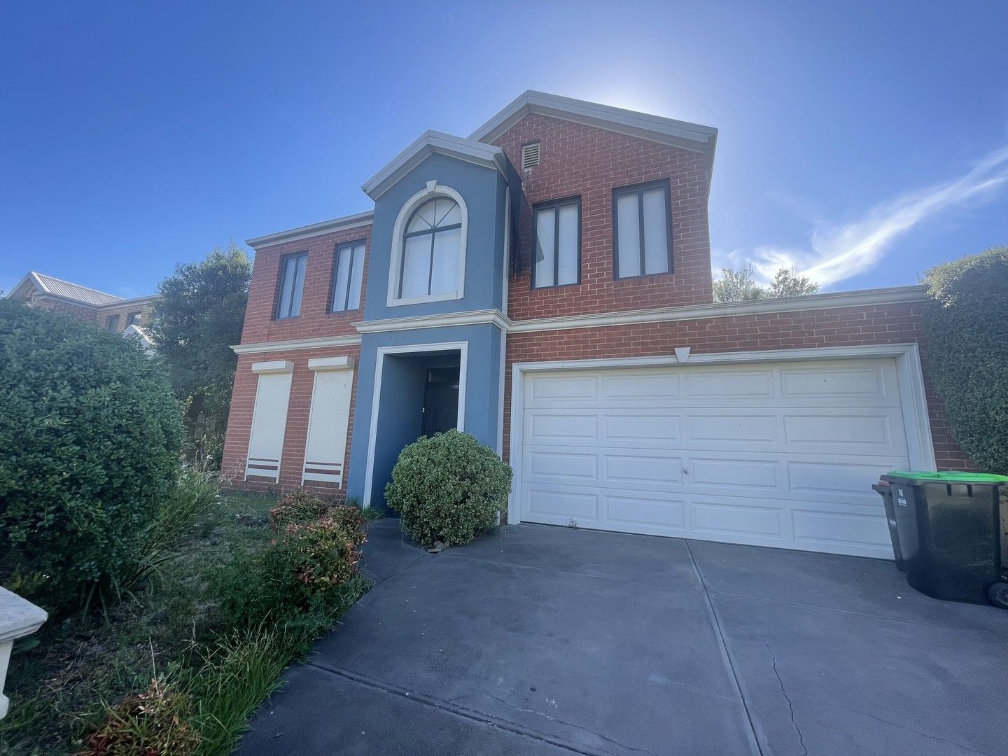 4 bedrooms House in 10 Finstall Close CAROLINE SPRINGS VIC, 3023