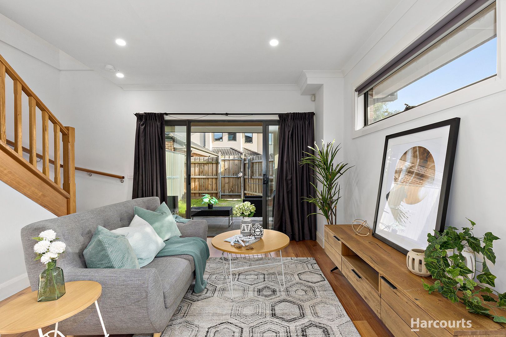 2/5 Keogh Street, Burwood VIC 3125, Image 2