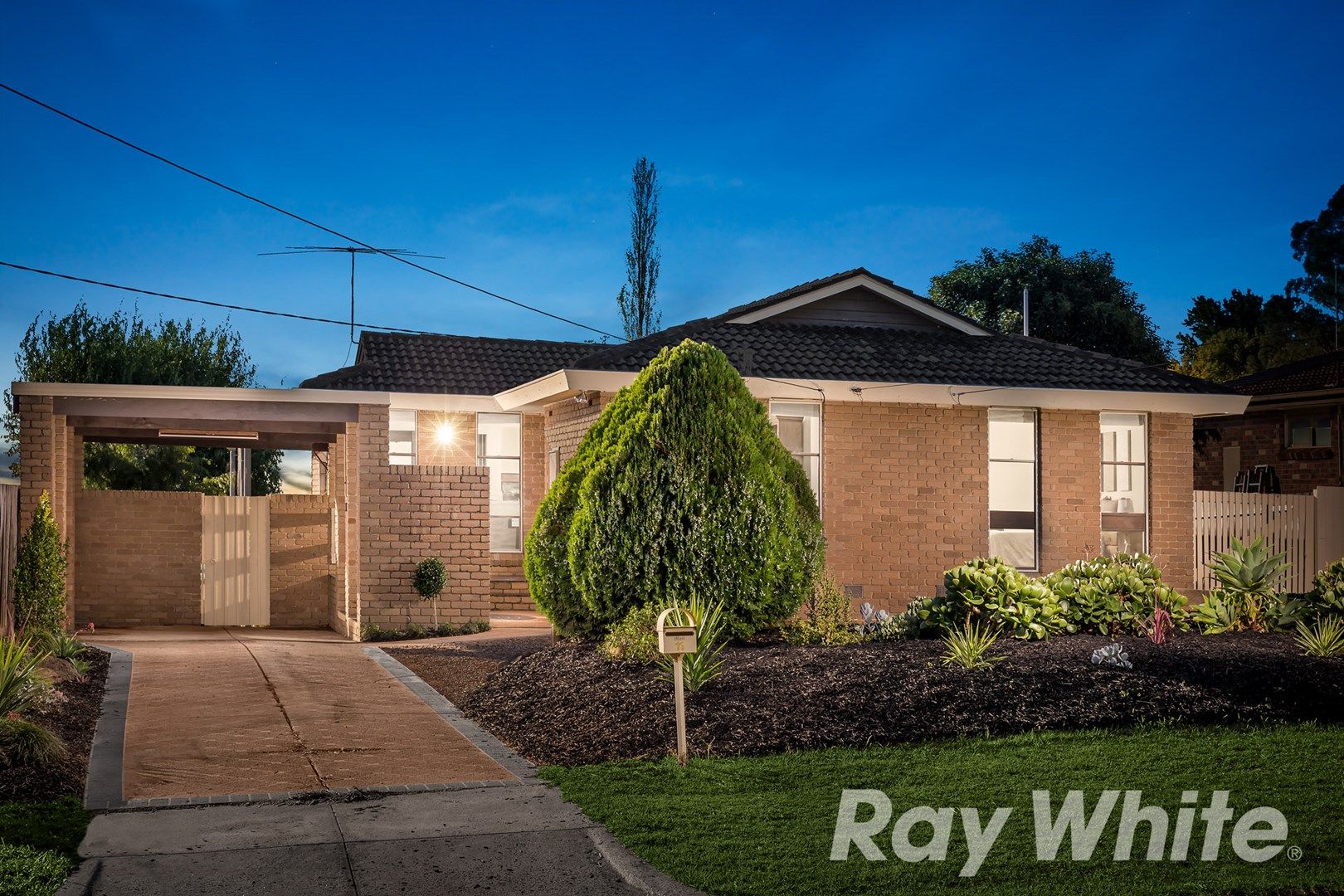 11 Huntingdale Drive, Chirnside Park VIC 3116, Image 0