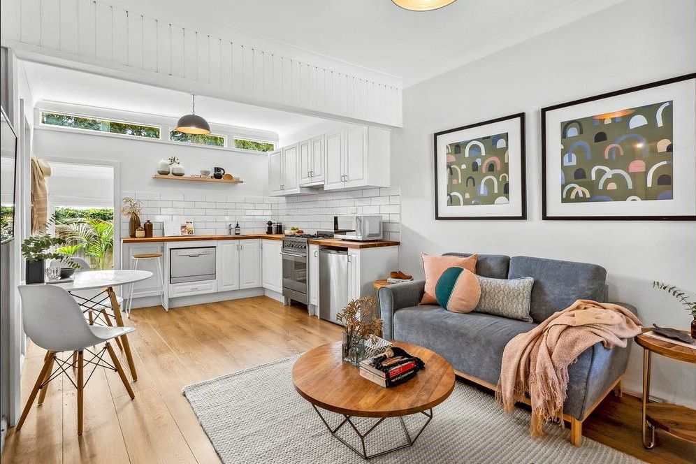 2 bedrooms House in 4 Thomas Street MCMAHONS POINT NSW, 2060