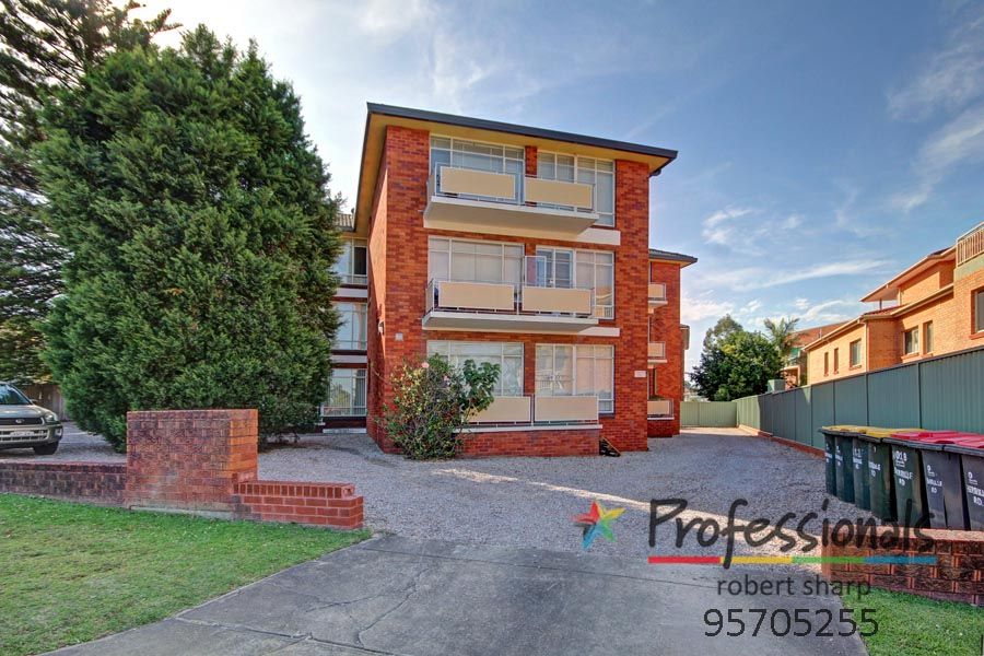 10/1C Berrille Road, Narwee NSW 2209, Image 0