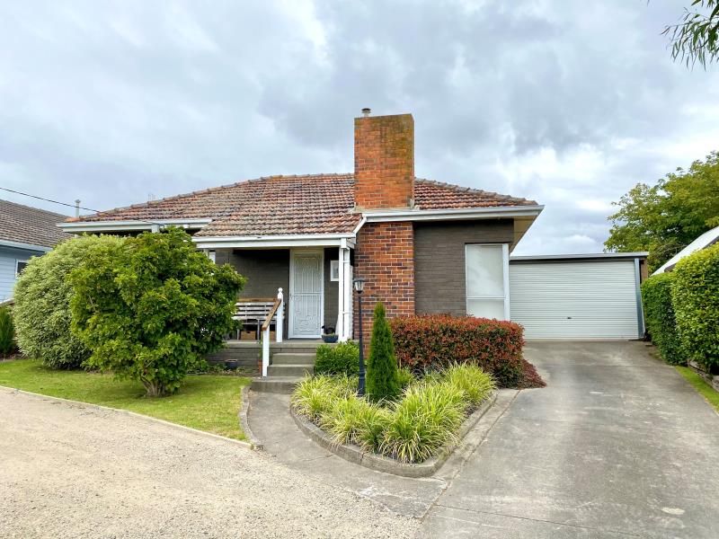 3 bedrooms House in 121 Gordon Street TRARALGON VIC, 3844