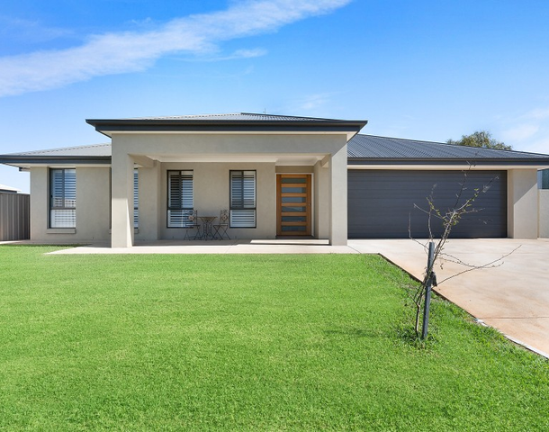 15 Timmins Street, Temora NSW 2666