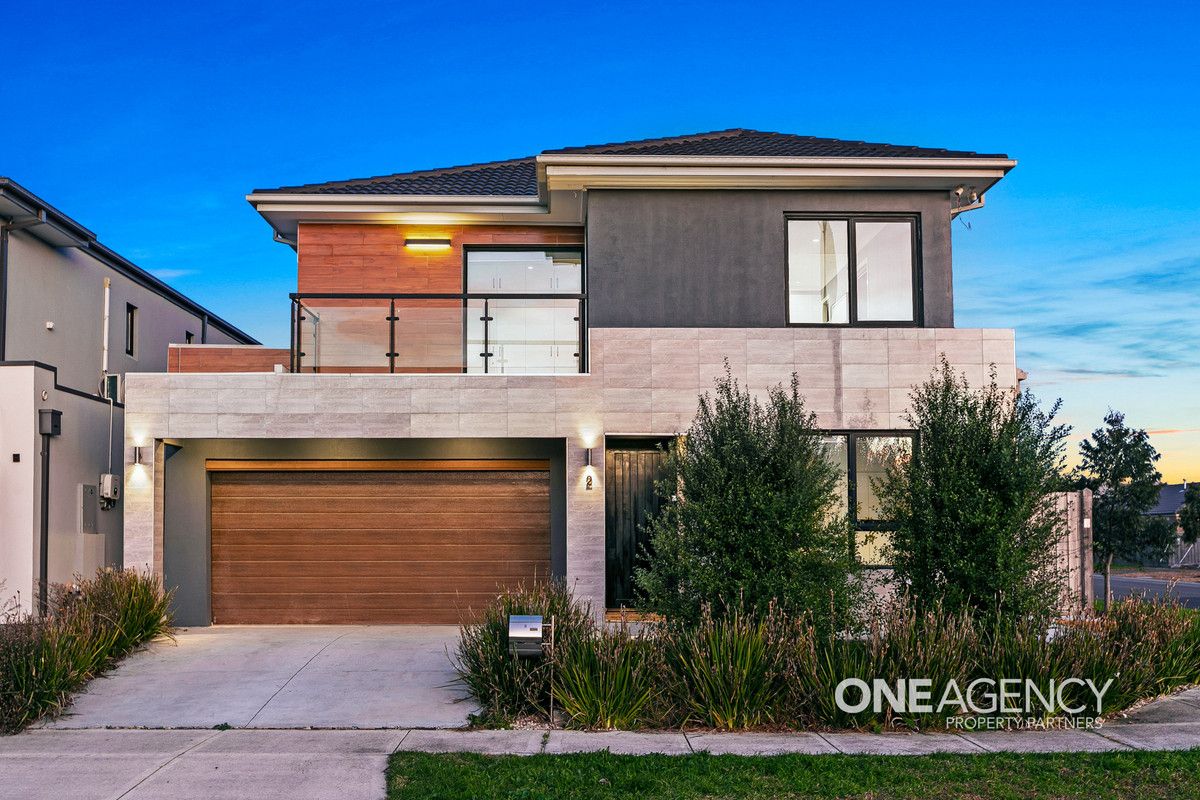 5 bedrooms House in 2 Benaud Way POINT COOK VIC, 3030
