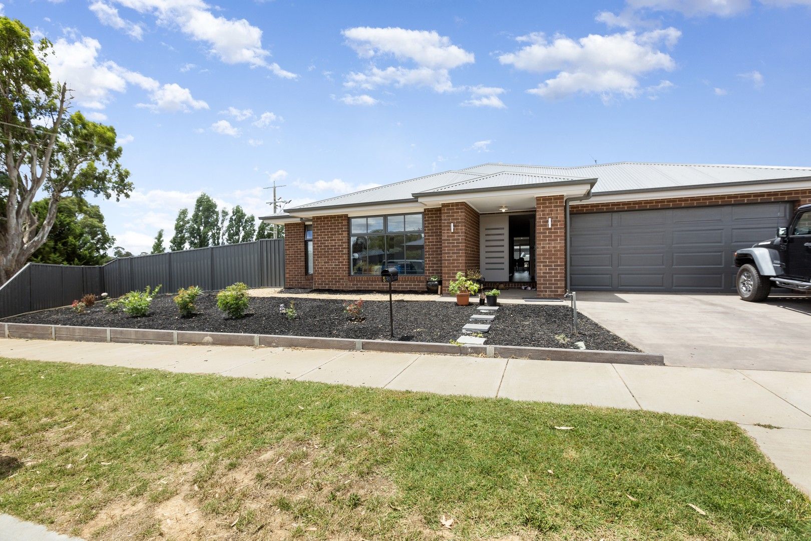 5 James Street, Mansfield VIC 3722 House For Rent Domain