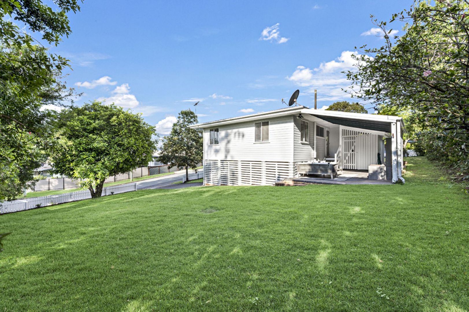 2 Rose Street, Lawnton QLD 4501, Image 2