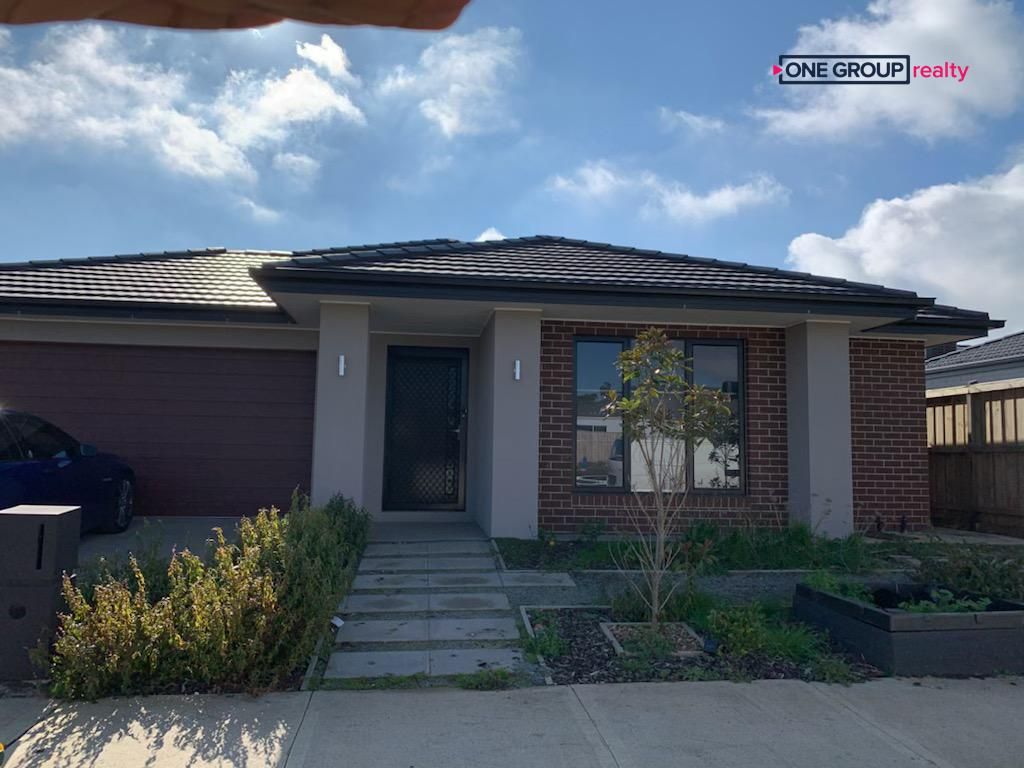 4 bedrooms House in 13 Brushtail Street DONNYBROOK VIC, 3064