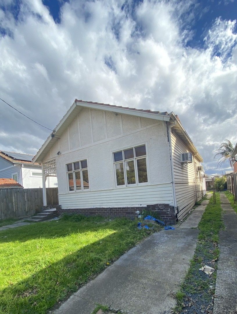 4 bedrooms House in 35 Tennyson Street KEW VIC, 3101
