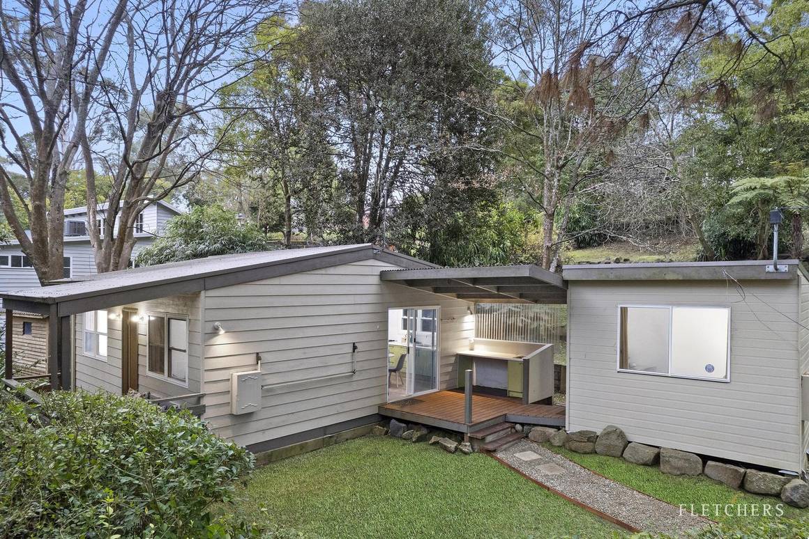 Picture of 3 Florence Avenue, UPWEY VIC 3158