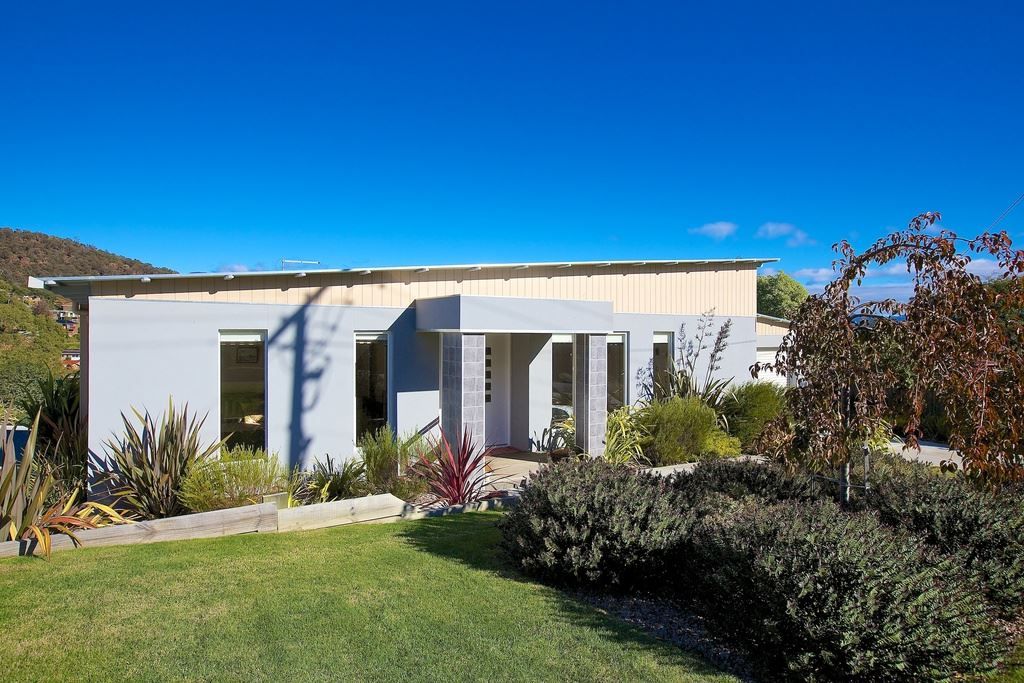 2/20 Avoca Street, Lindisfarne TAS 7015, Image 1