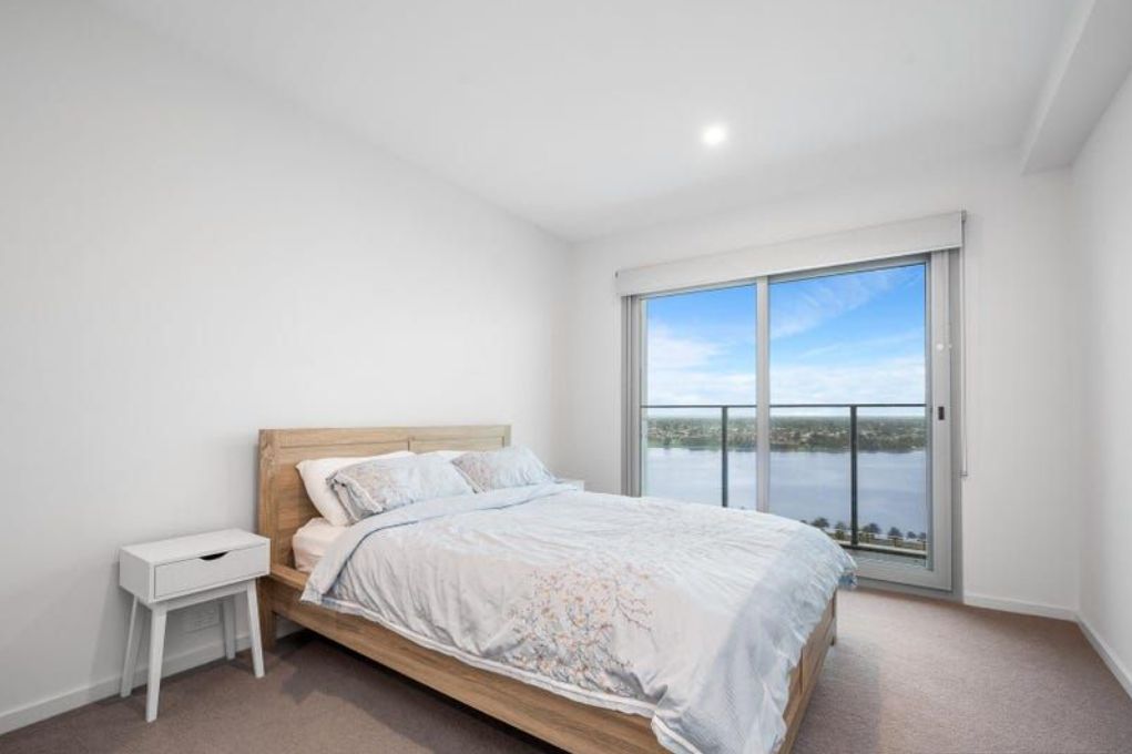 2 bedrooms Apartment / Unit / Flat in APARTMENT 2401/63 ADELAIDE TERRACE EAST PERTH WA, 6004
