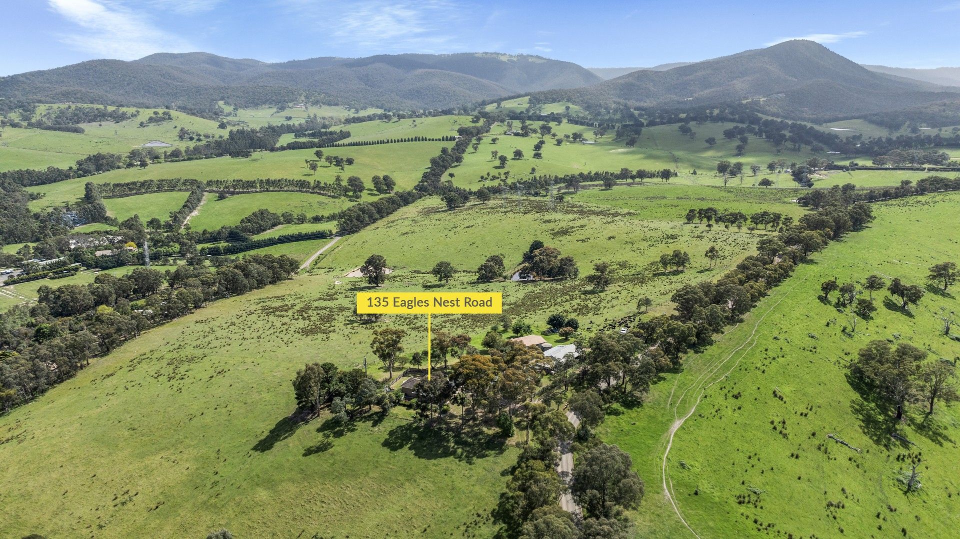 4 bedrooms House in 135 Eagles Nest Road ARTHURS CREEK VIC, 3099