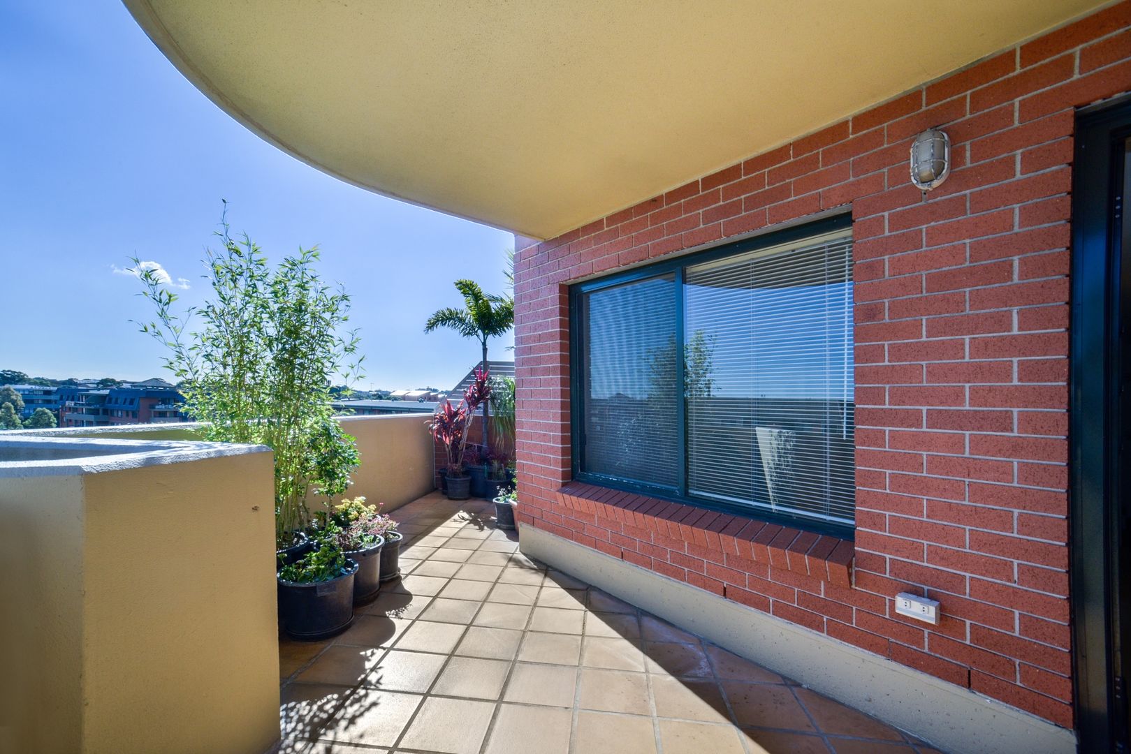 6701/177-219 Mitchell Road, Erskineville NSW 2043, Image 2