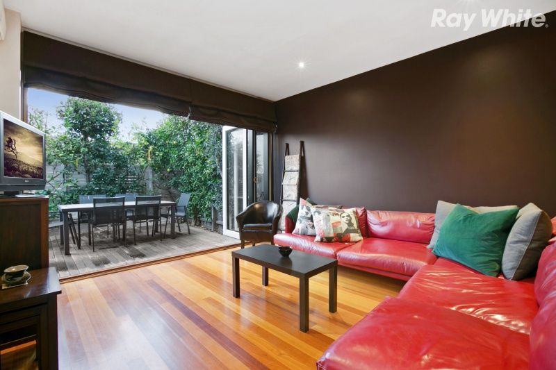 8/131 Charman Road, Beaumaris VIC 3193, Image 2