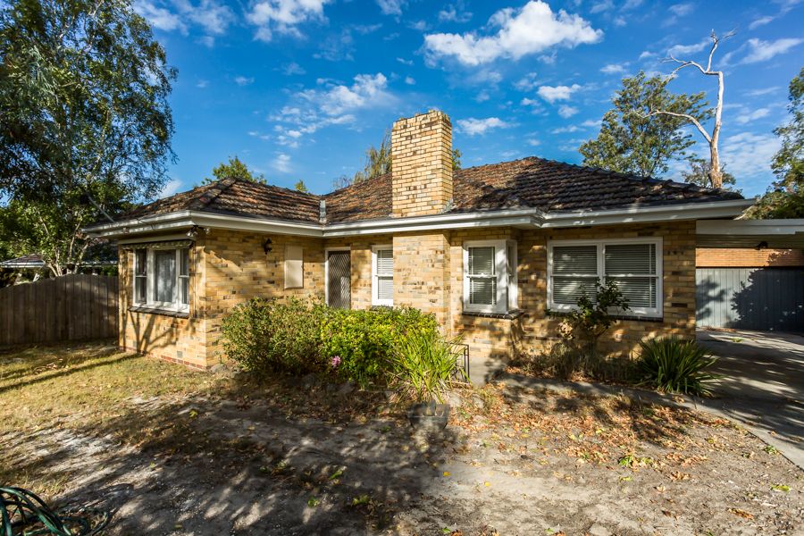 13 Ian Crescent, Mitcham VIC 3132, Image 0