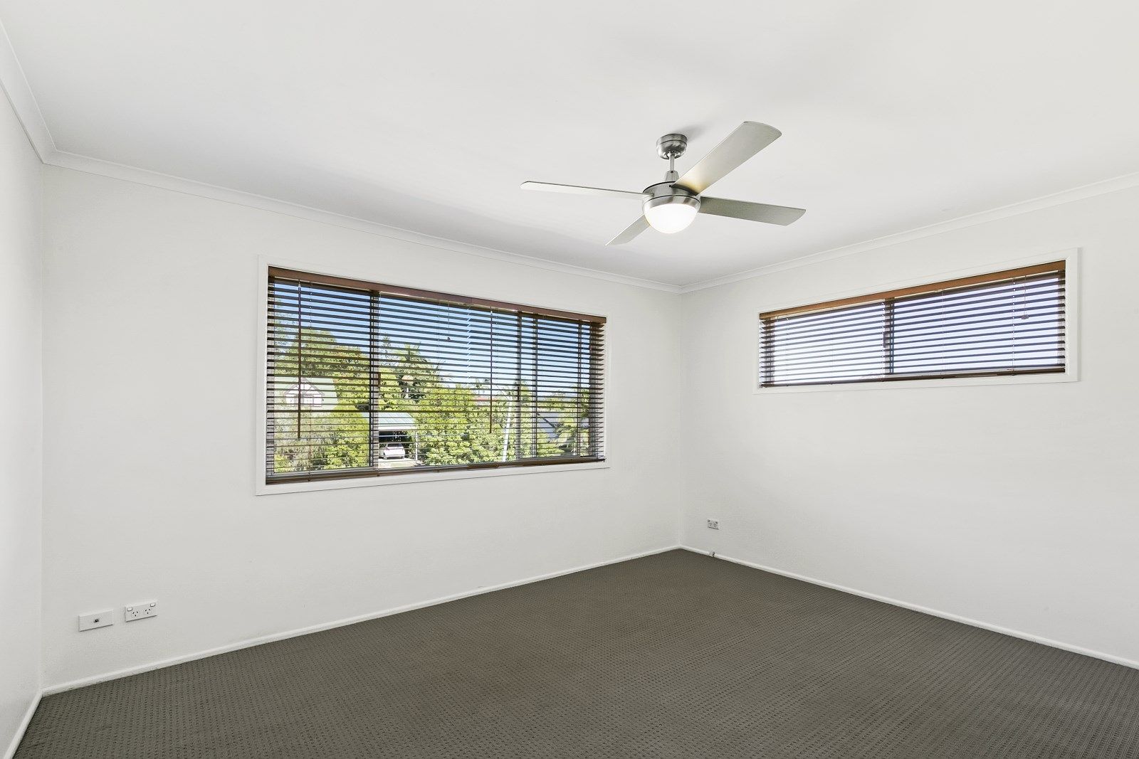 31 Numeralla Avenue, Ashmore QLD 4214, Image 2