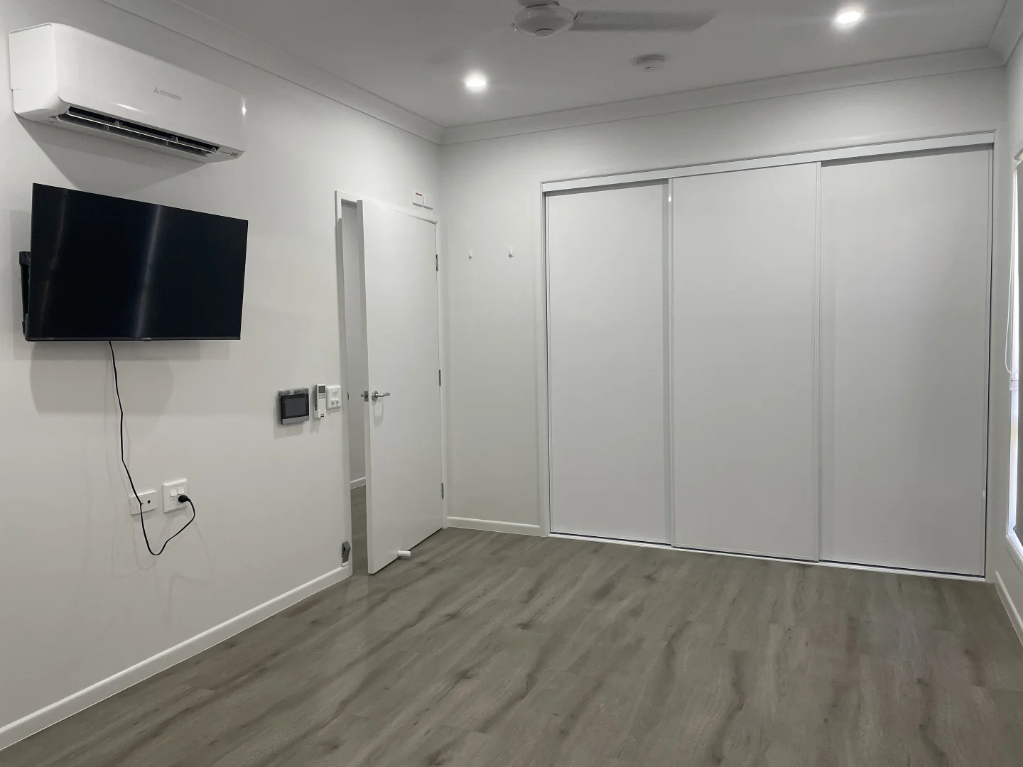 Additional image 8 of 32 Chester Cres, Andergrove QLD 4740