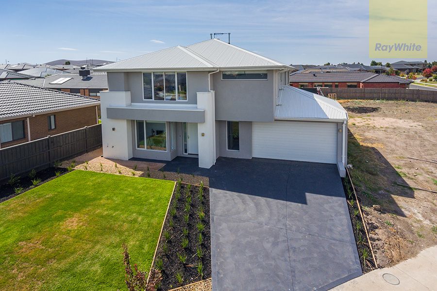 28 Halycon Bend, Beveridge VIC 3753, Image 1