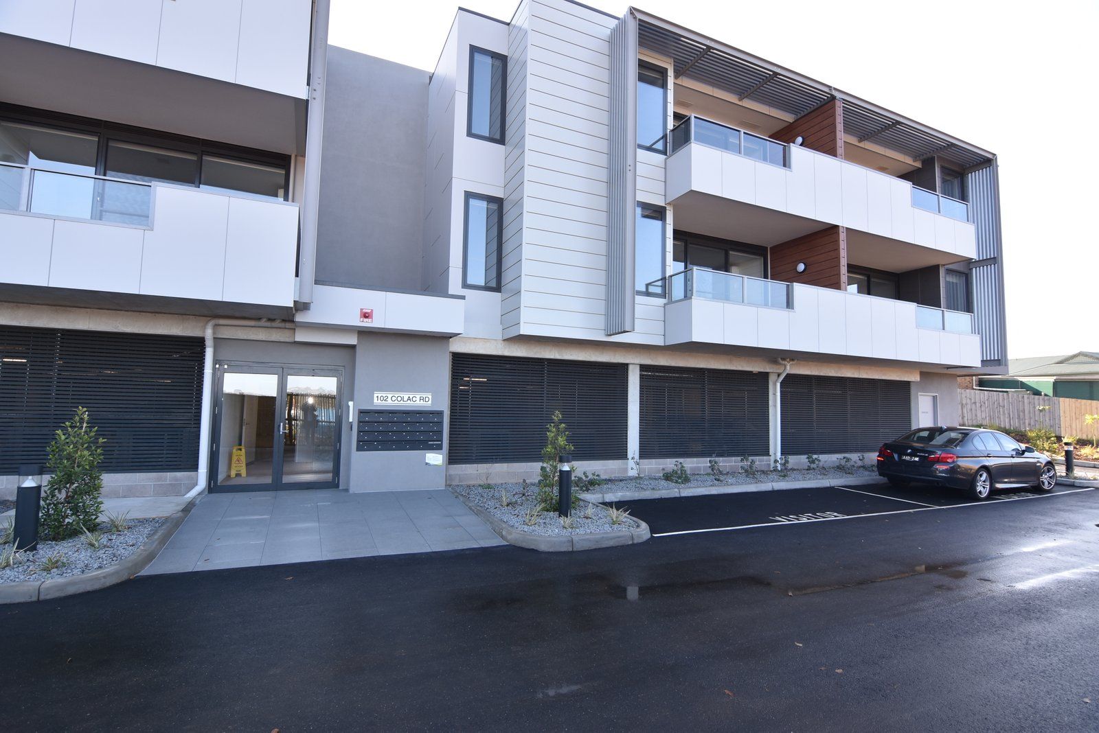 1 bedrooms Apartment / Unit / Flat in 17/102 Colac Road HIGHTON VIC, 3216
