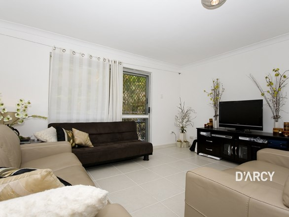 2/36 Miles Street, Hawthorne QLD 4171