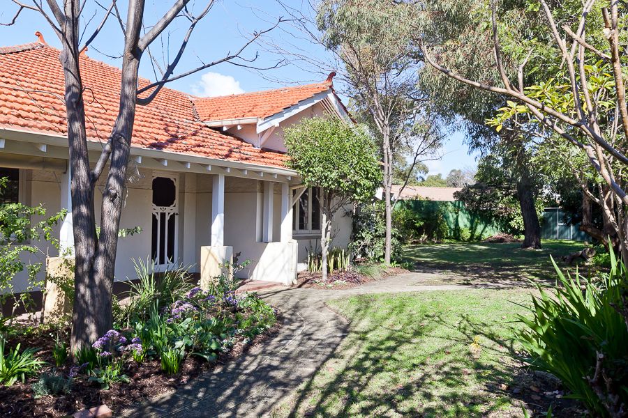 74 Bruce Street, Nedlands WA 6009, Image 2