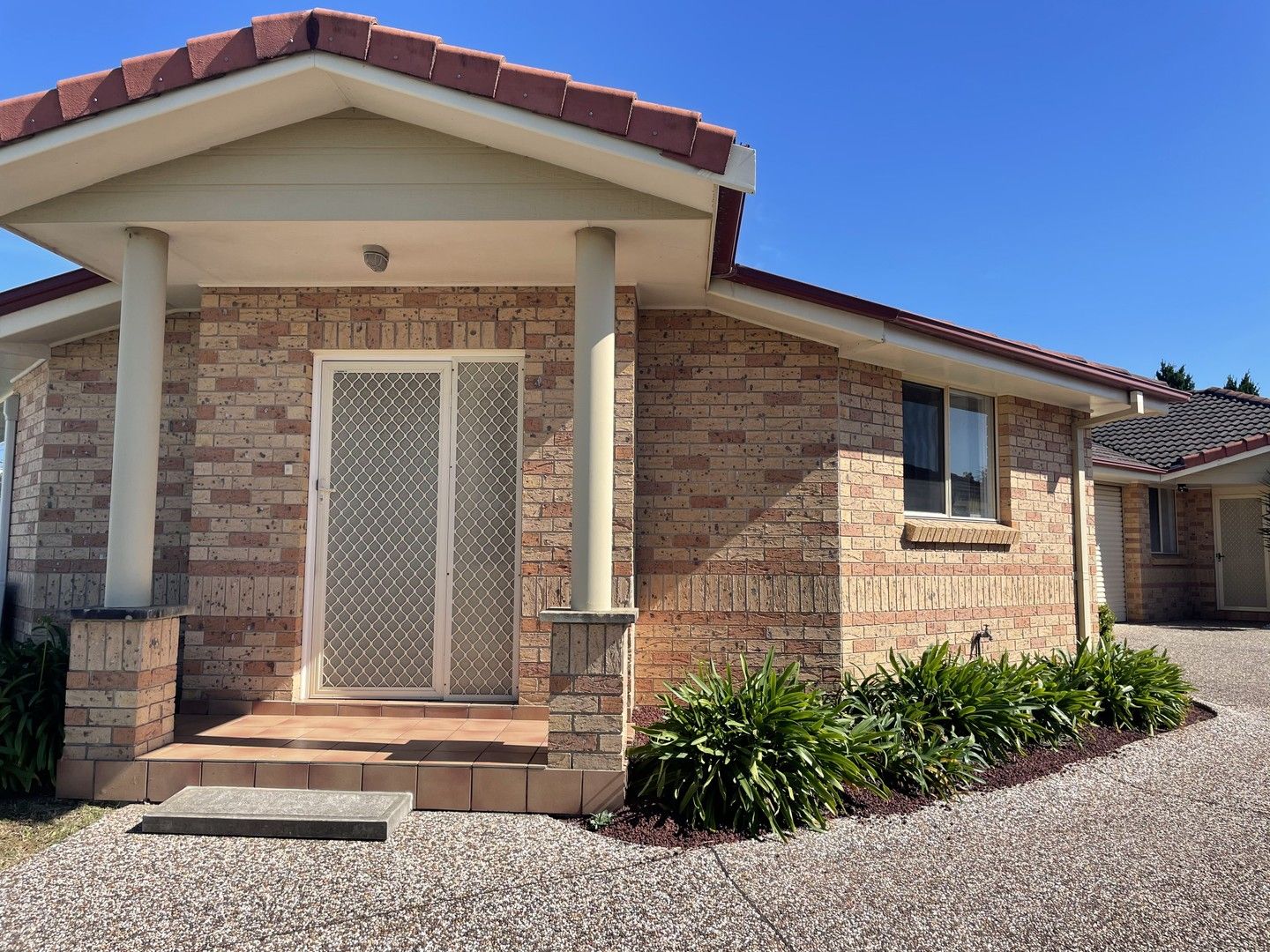 3 bedrooms Villa in 1/137 Pioneer Drive BLACKBUTT NSW, 2529