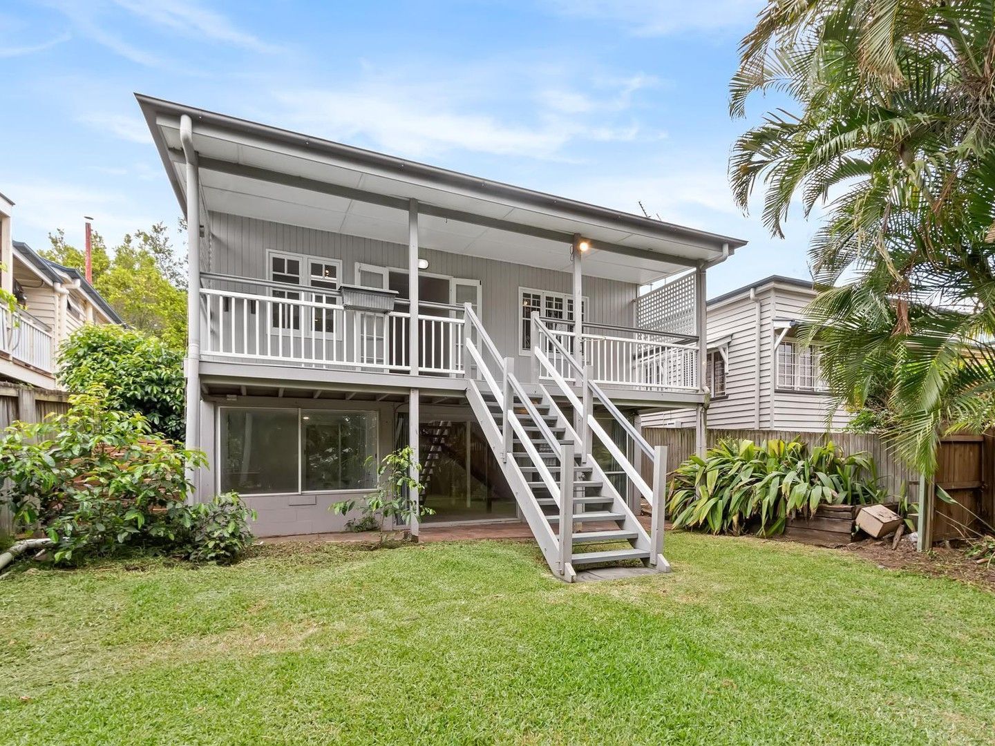 2 bedrooms House in 22 Dennis Street GRANGE QLD, 4051