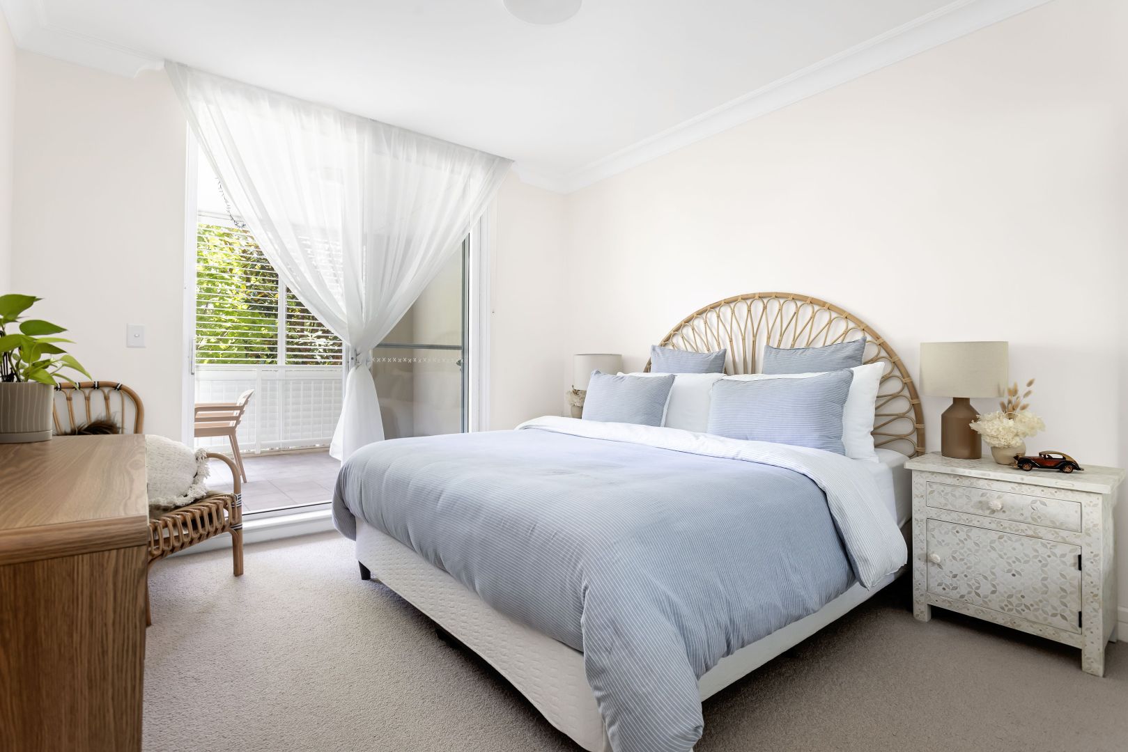 205/10-16 Vineyard Way, Breakfast Point NSW 2137, Image 2