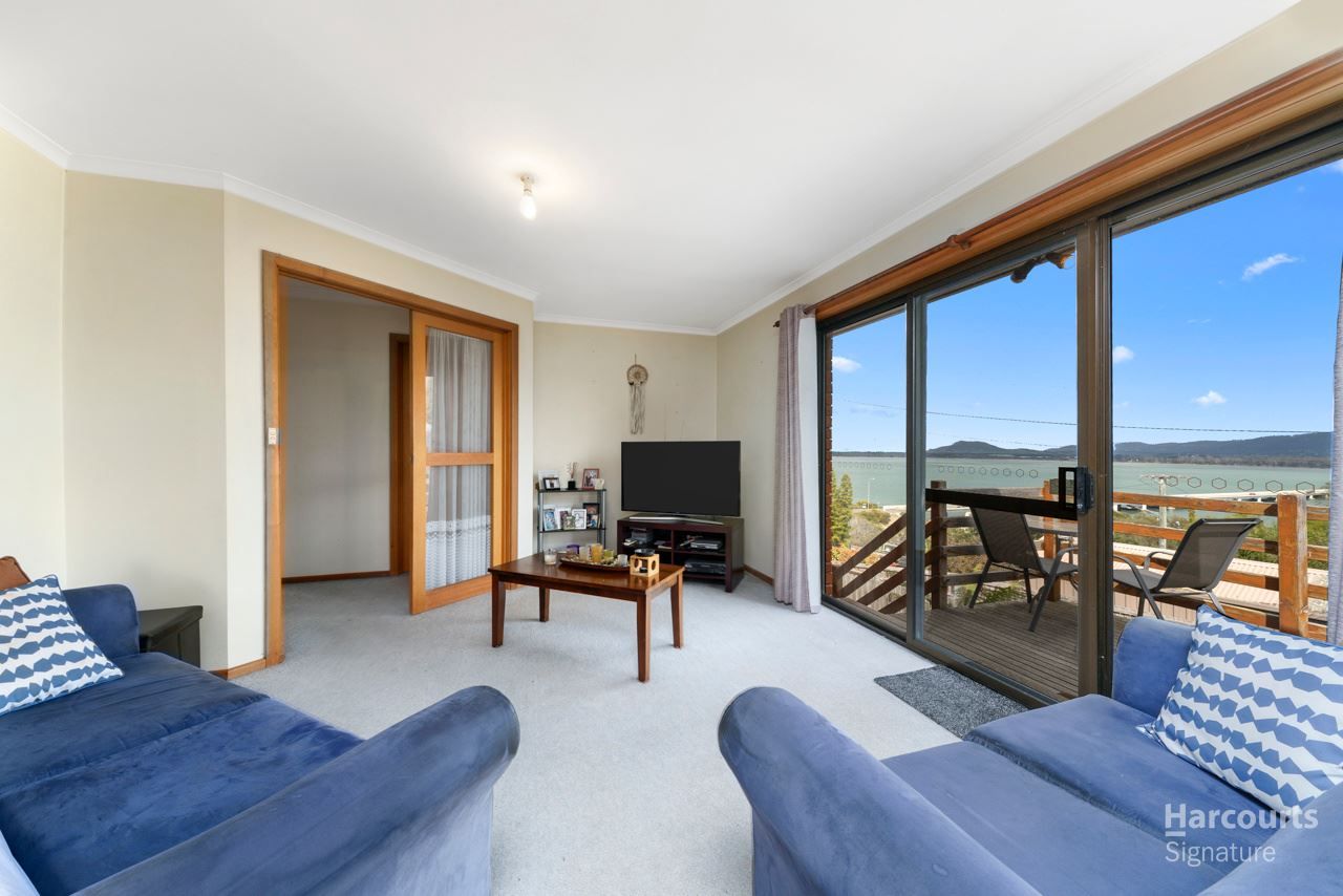 13 View Street, Midway Point TAS 7171, Image 2