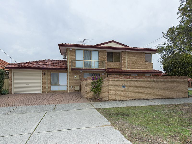 4 bedrooms Townhouse in 1/64 Leonard Street VICTORIA PARK WA, 6100