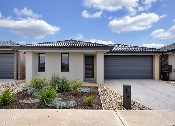 10 Atherton Way, Werribee VIC 3030