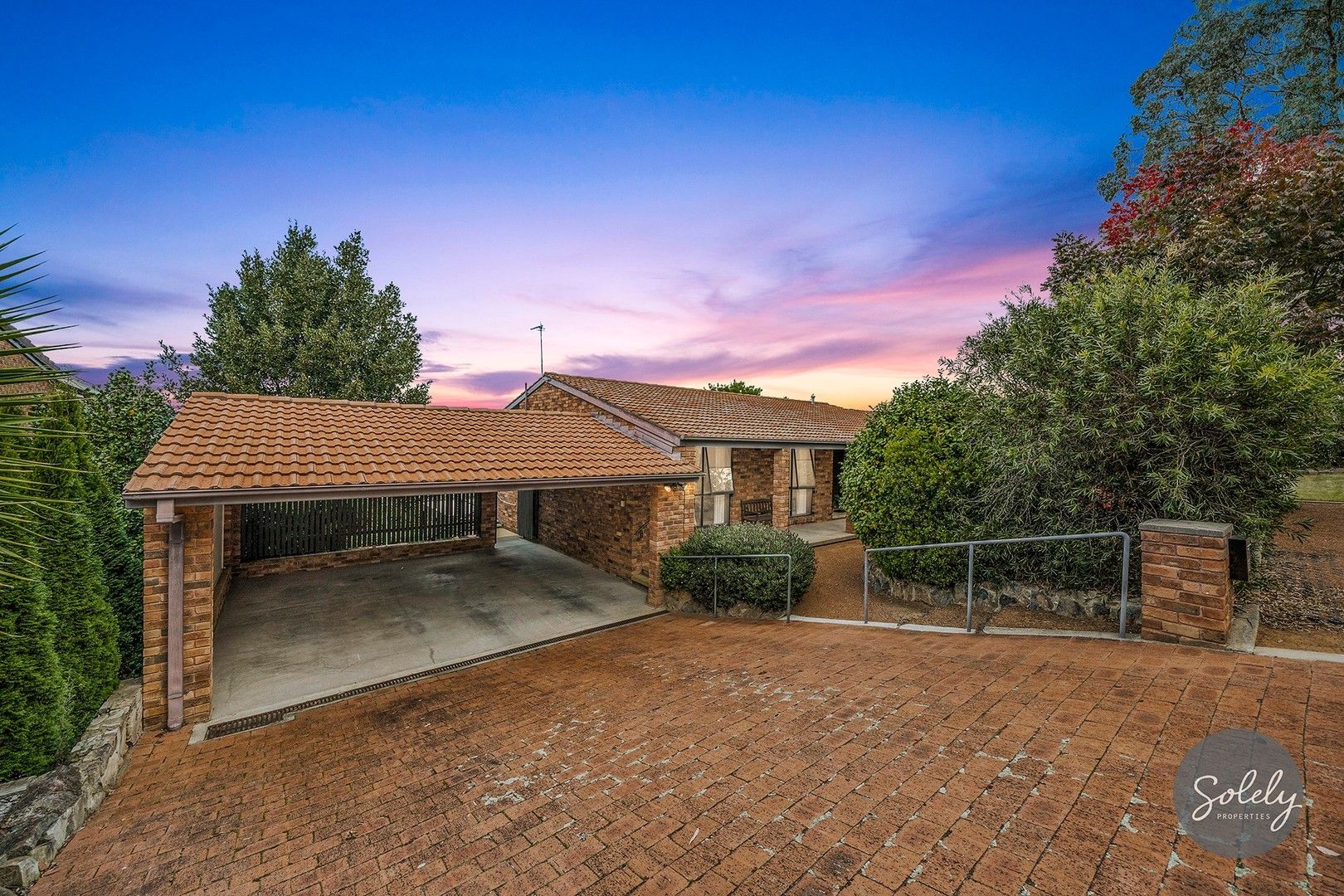 16 Cuthbertson Crescent, Oxley ACT 2903, Image 0