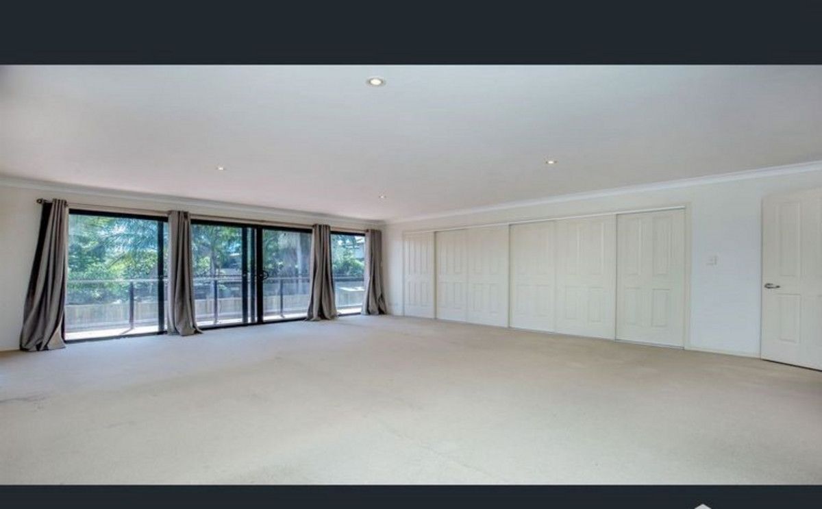 2/47 Winchester Street, Southport QLD 4215 Duplex For Rent Domain