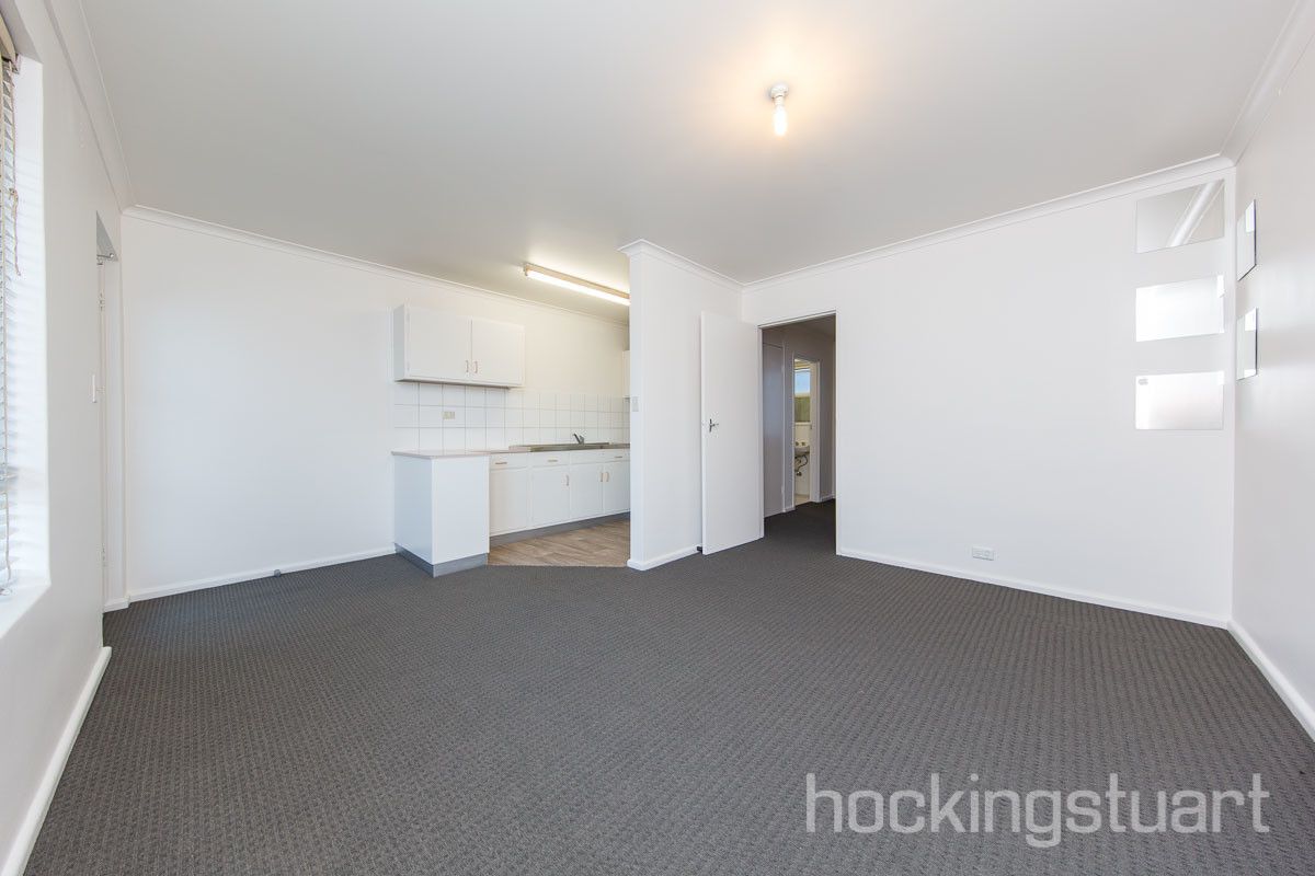 1 bedrooms Apartment / Unit / Flat in 14/100 Rowena Parade RICHMOND VIC, 3121