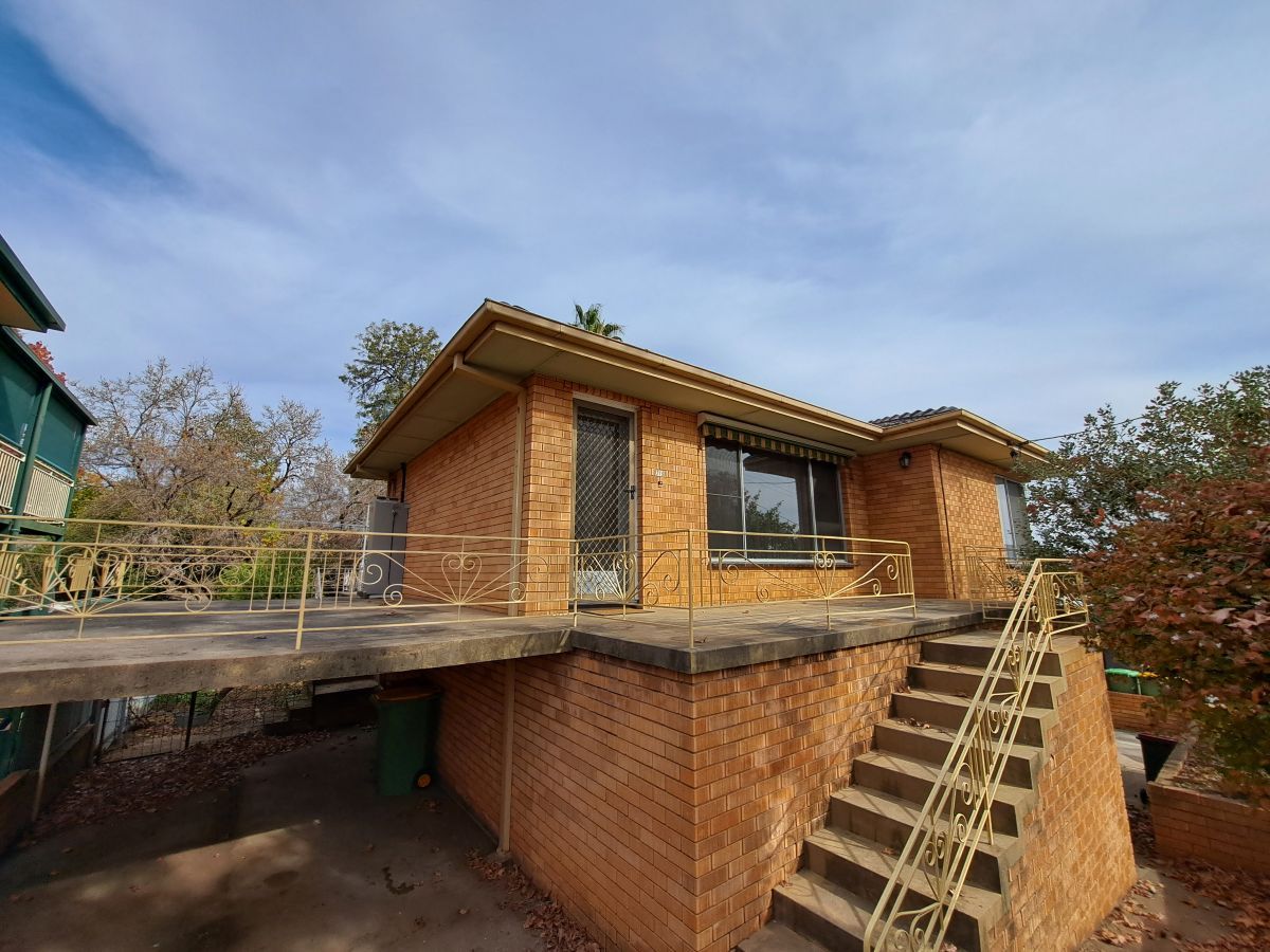 3 bedrooms Apartment / Unit / Flat in 319 Chambers Avenue EAST ALBURY NSW, 2640