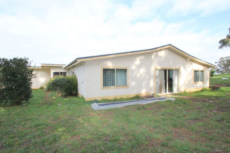 1990 Grandridge Road, HALLSTON VIC 3953, Image 2