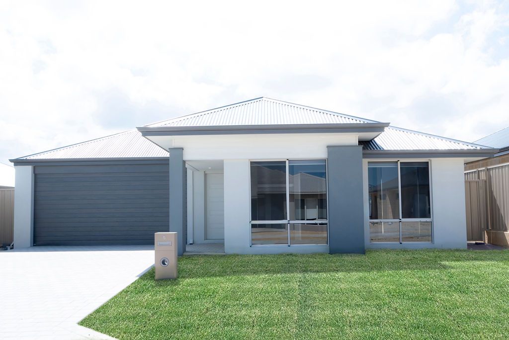 4 bedrooms House in 5 Rockcod Way TWO ROCKS WA, 6037