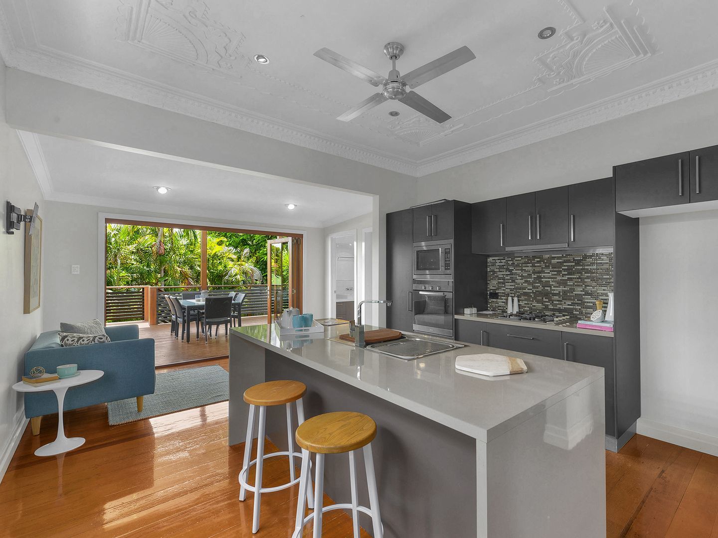 3 bedrooms House in 71 Marriott Street COORPAROO QLD, 4151