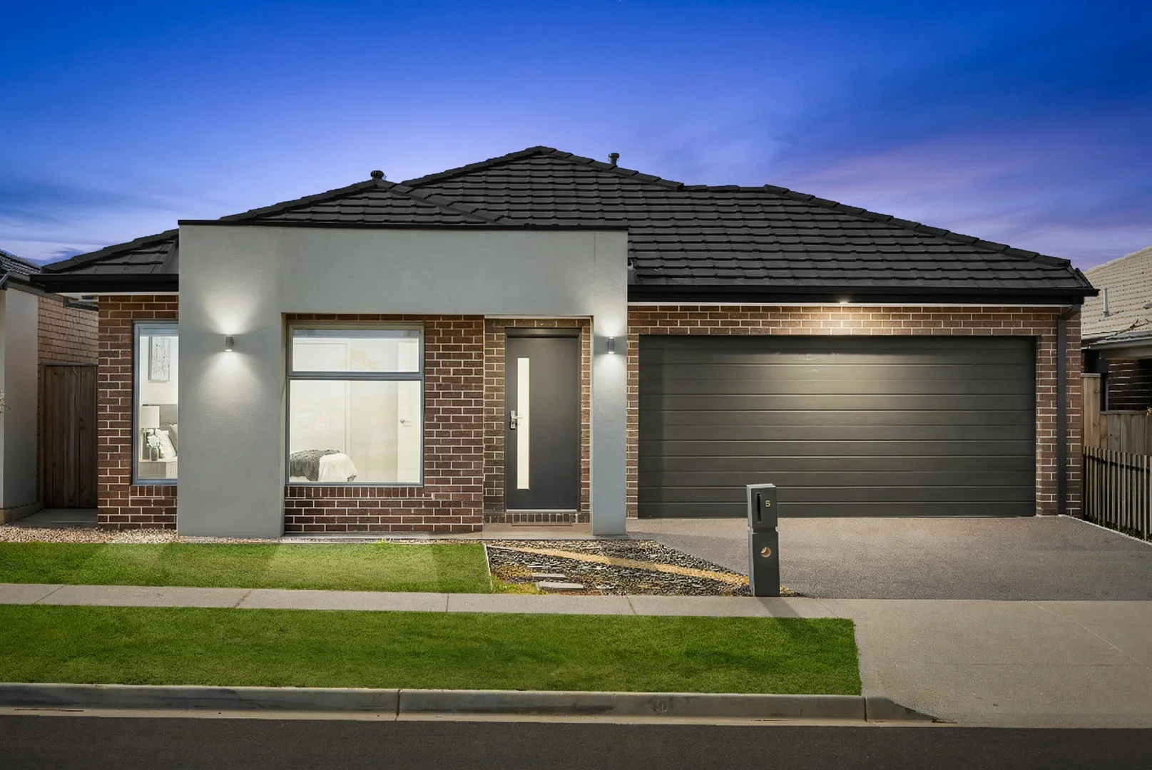 8 Texel Road, Mambourin VIC 3024