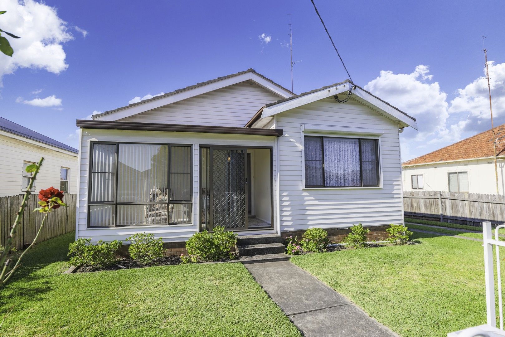 3 bedrooms House in 83 Evans Street WOLLONGONG NSW, 2500