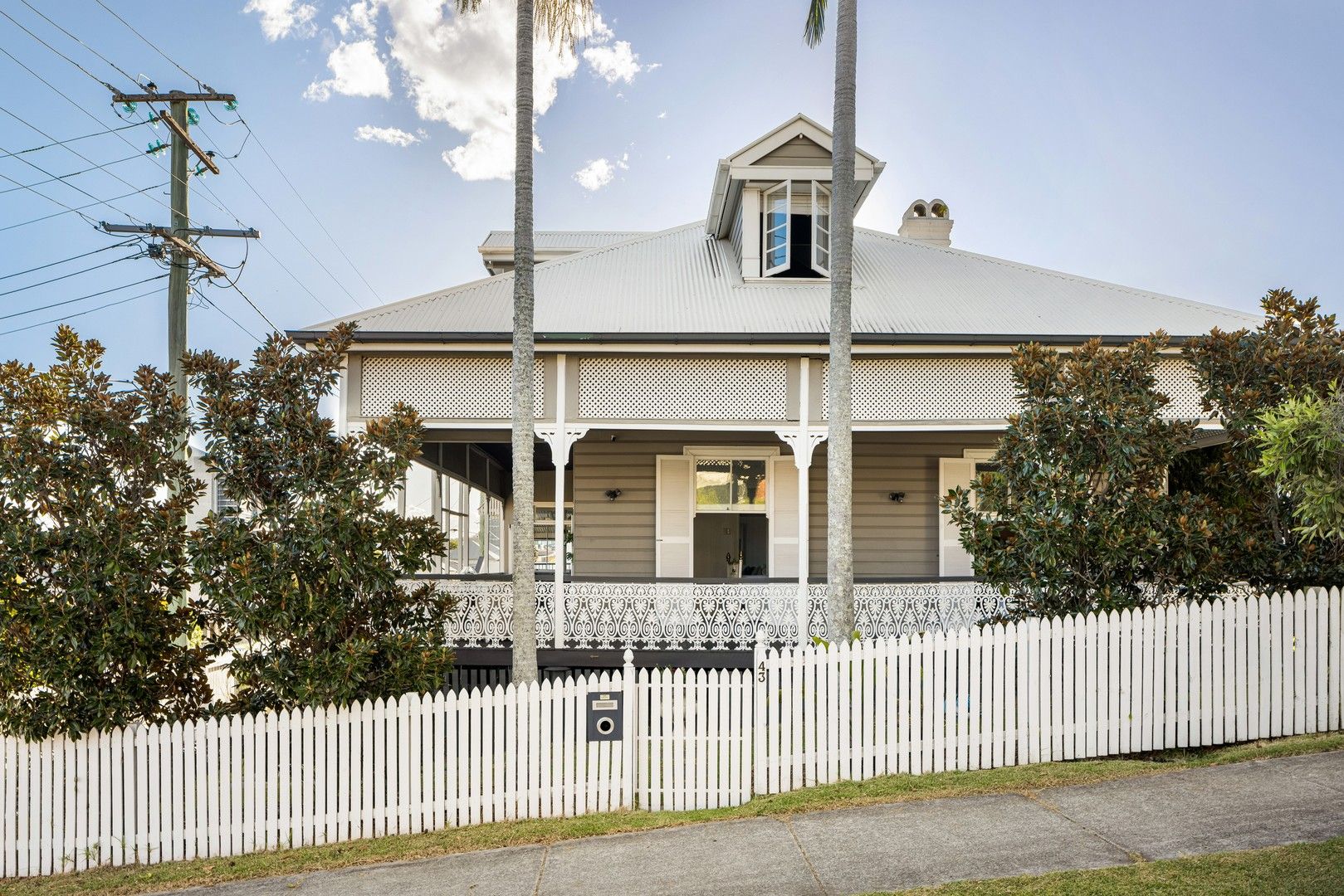 4 bedrooms House in 43 Whytecliffe Street ALBION QLD, 4010