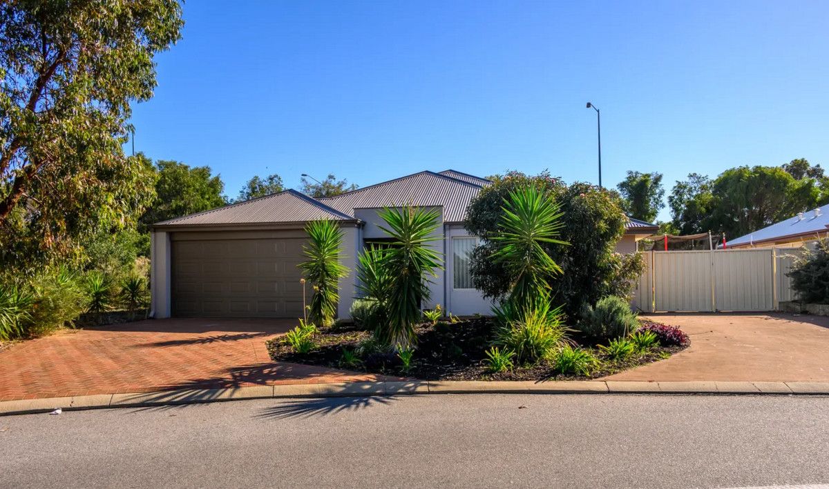 4 bedrooms House in 80 Touchstone Drive DAWESVILLE WA, 6211