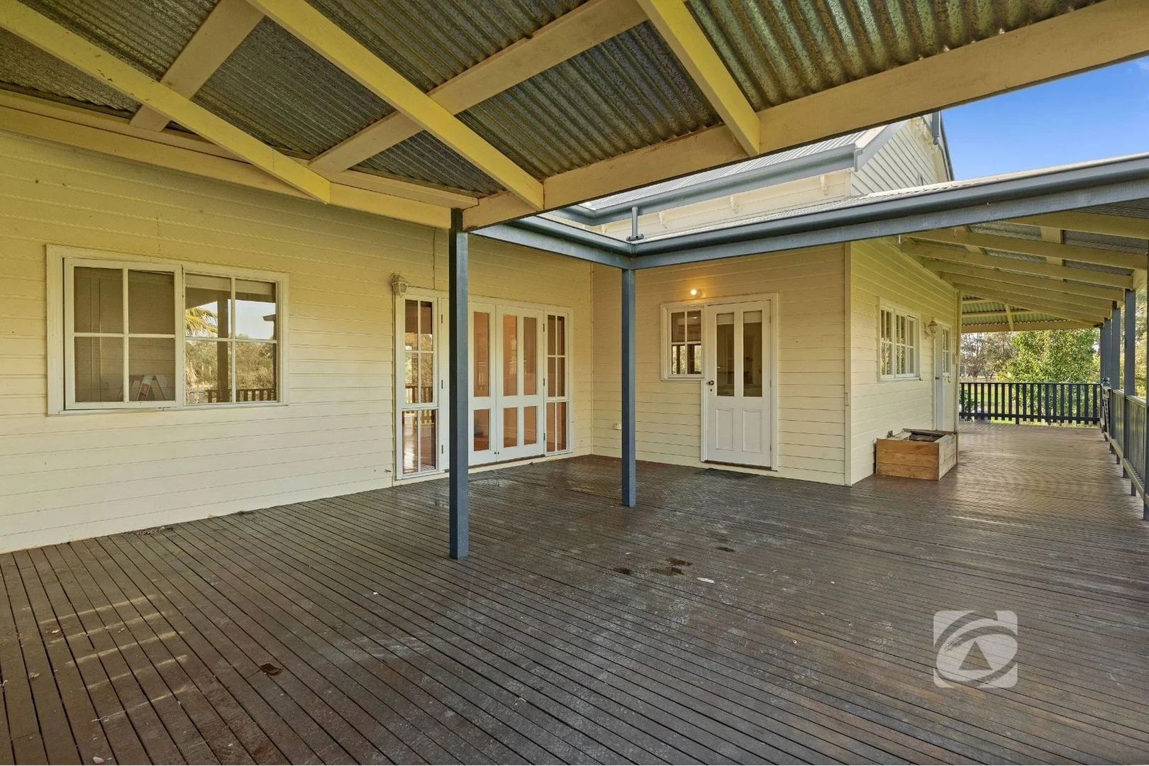 Image 10