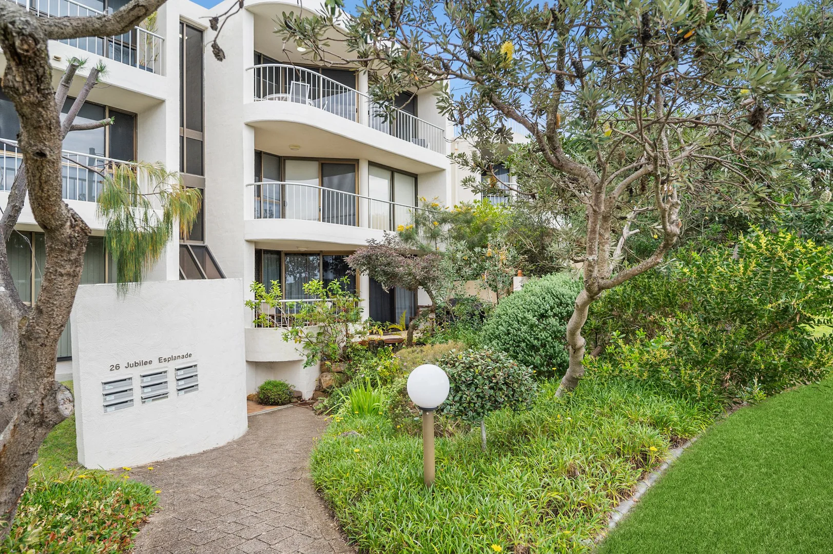 Additional image 14 of 8/26-28 Jubilee Esplanade, Point Arkwright QLD 4573