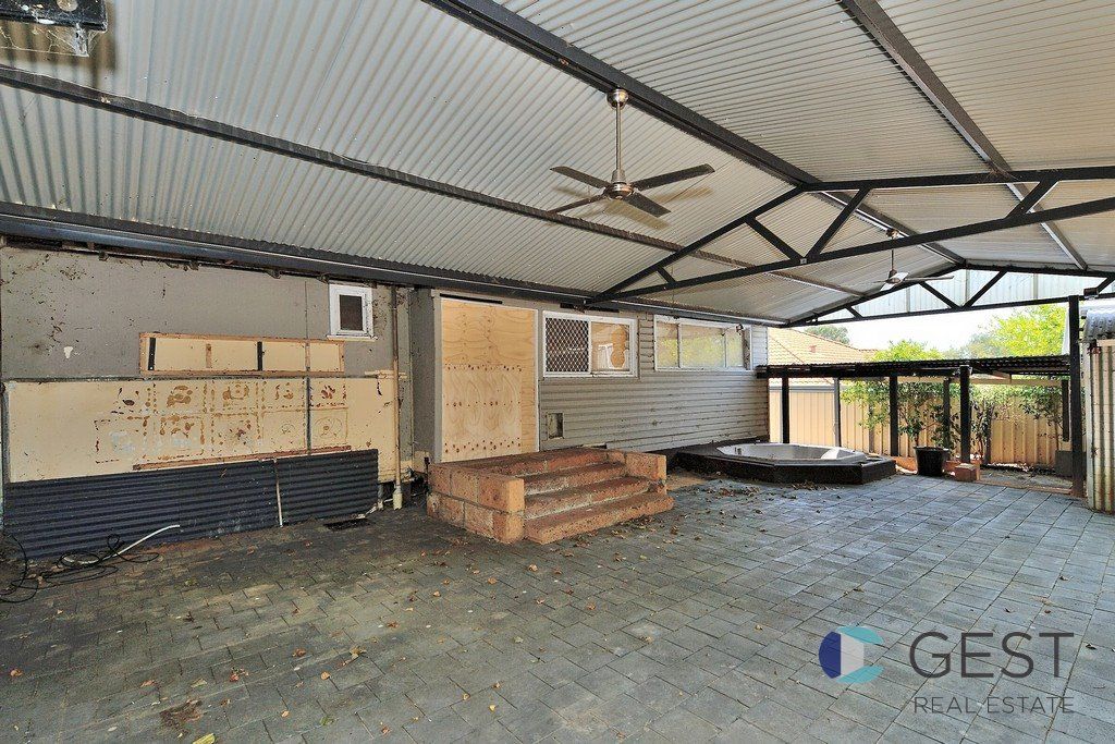 4 KALARA WAY, Koongamia WA 6056, Image 0