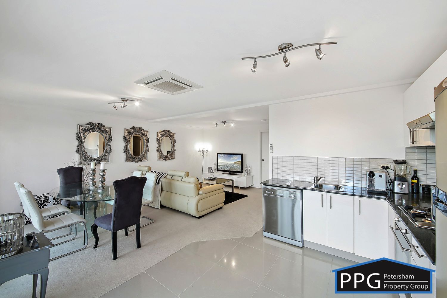 Unit 4/260 New Canterbury Rd, Lewisham NSW 2049, Image 2